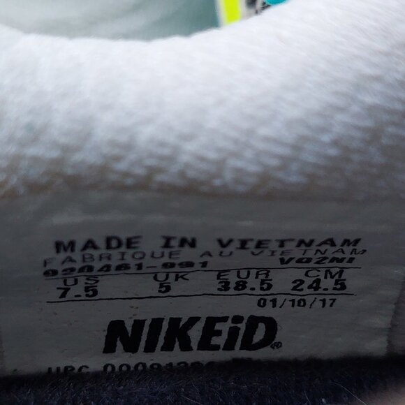 Nike Women's Metcon 3 Training Shoes, Size 7.5 - Picture 8 of 8